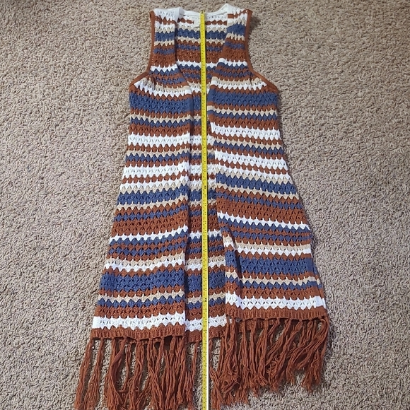 Sky and Sparrow Multicolor Knit Top - Picture 5 of 7